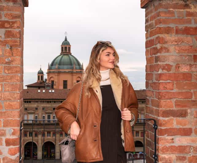 Bologna: Archiginnasio and Clock Tower Combo Ticket with Audioguide