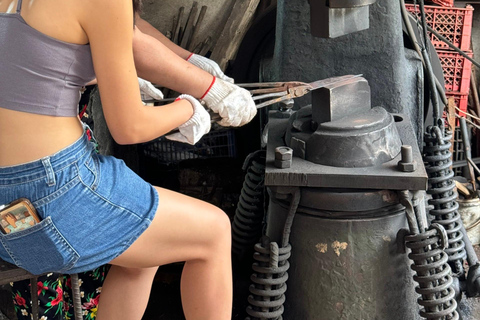 河内：在火中锻造——传统刀匠河内铁匠工坊：提供接送服务