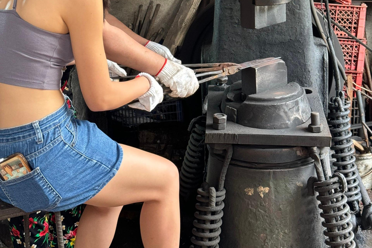 河内：在火中锻造——传统刀匠河内铁匠工坊：提供接送服务