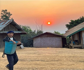 Nong Khiaw: 2-Day Trekking,Hmong village,Home Stay&Kayaking