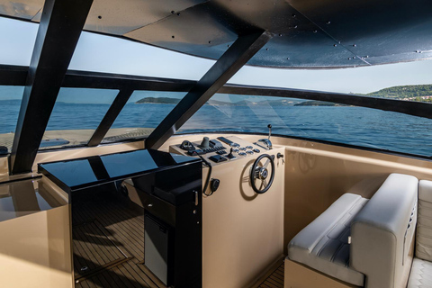 Split: Full-Day 4 Islands Tour by Luxury Boat