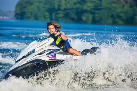 Jet Ski Tour Doha - Abenteuer und Naturerlebnis