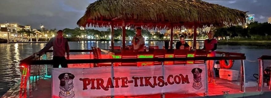 Tampa : Hillsborough River Evening Boat Tour Jusqu'à 13 personnes