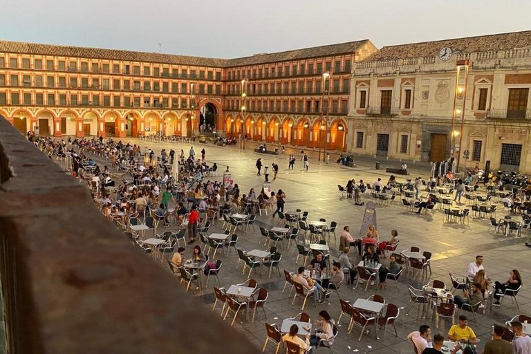 Living Cordoba: The not so touristic Cordoba. Living Cordoba: Freetour the not so touristic Cordoba.