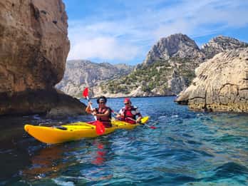 Cassis : Excursion en kayak de mer dans le parc national des Calanques