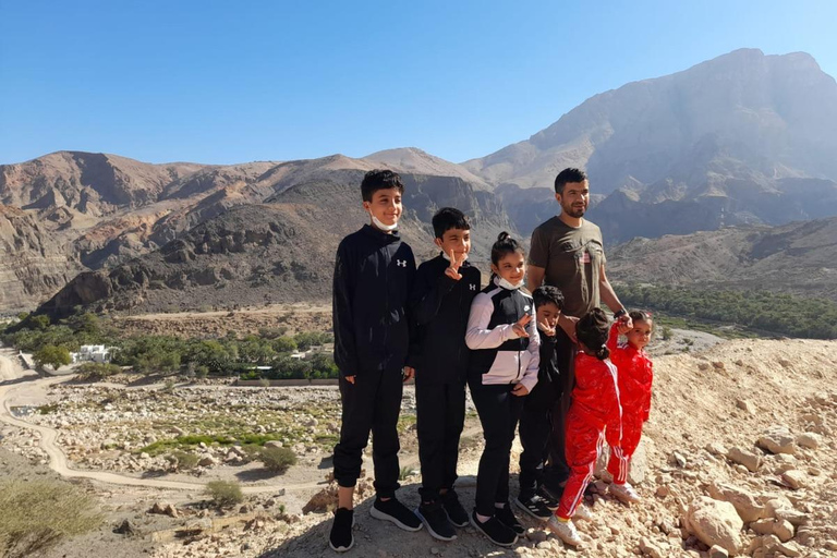 Muscat: Green Mountain with Castle, Fossil & Villages Tour