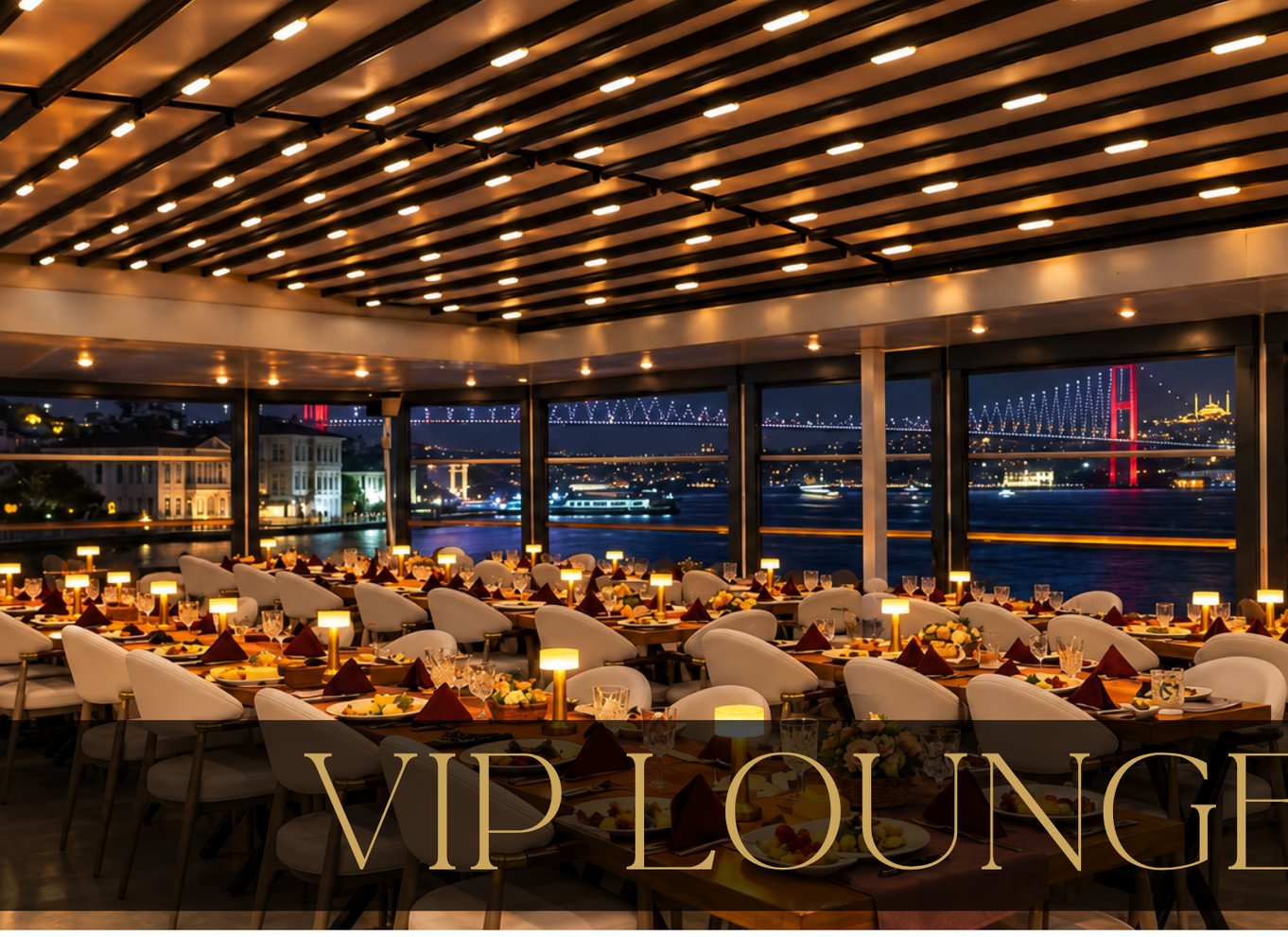 Istanbul: Bosporus-middagscruise og show med privat bord