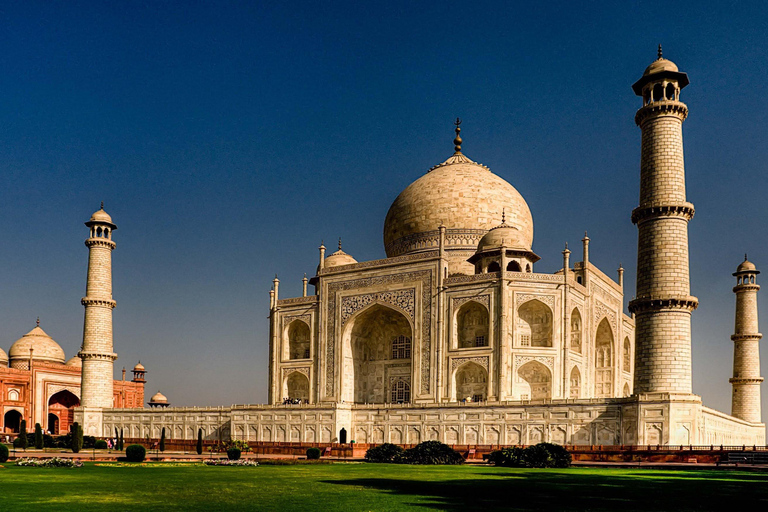 Z Delhi: Taj Mahal Sunrise, Agra Fort i Baby Taj TourWycieczka z Delhi z samochodem, kierowcą i przewodnikiem