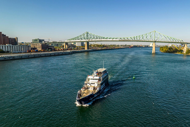 Montreal: Guided River Cruise and Hop-On Hop-Off Bus