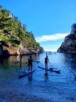 Cassis , Stand up paddle dans le parc national des calanques - Hizvo