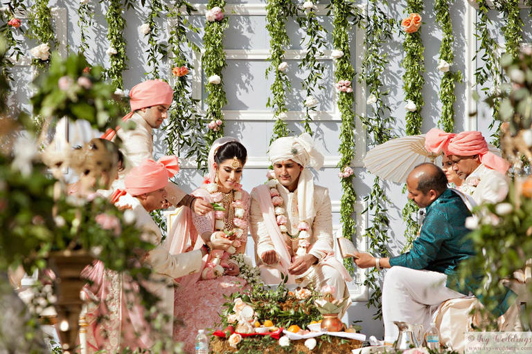 Delhi: immergetevi nella cultura indiana con un vivace matrimonio indùDelhi: immergiti nella cultura indiana con un vivace matrimonio indù