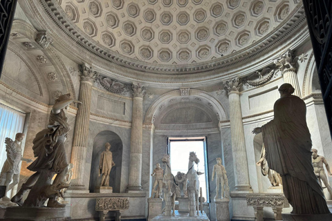 Privilege Entrance To Vatican Museum, Self-Tour With meal