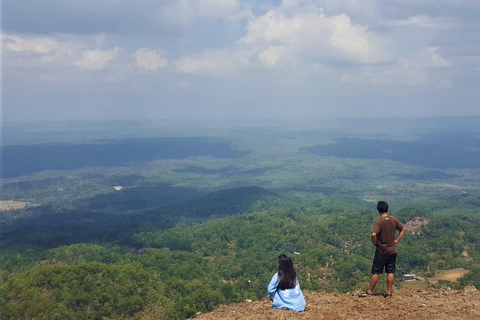 Yogyakarta: Nglanggeran forntida vulkan &amp; Pindul grottutflykt