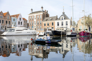 Self-Guided Electric Boat Rental