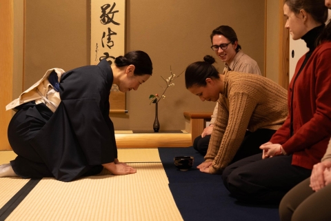 Kanazawa: Kenrokuen Teezeremonie Erlebnis