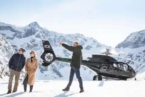 Glenorchy: Snow Landing Helicopter Experience