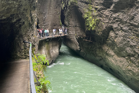 Pilatus, Aareschlucht en St. Beatusgrotten: tour vanuit Bazel