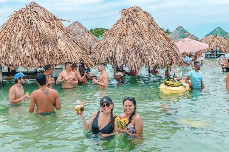 Cartagena: 1-dniowa wycieczka łodzią na 4 wyspy i karaibski lunch