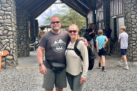 Nairobi: Hell’s Gate Park Cycling & Lake Naivasha Tour