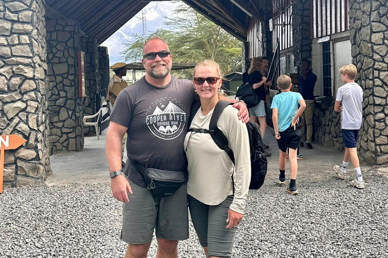 Nairobi: Hell’s Gate Park Cycling & Lake Naivasha Tour