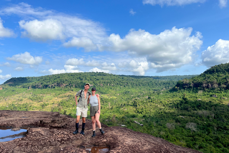 Oude stad (Phnom Kulen) en watervalOude Stad (Phnom Kulen)