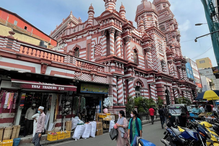 SriLanka: Colombo Day Tour with Airport Transfer