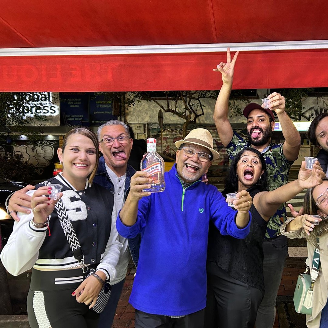 Colagem de mídia