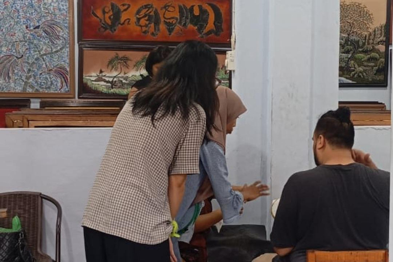 Laboratorio di batik a Yogyakarta e tour culturale della cittàWorkshop sul batik di Yogyakarta e tour culturale della città