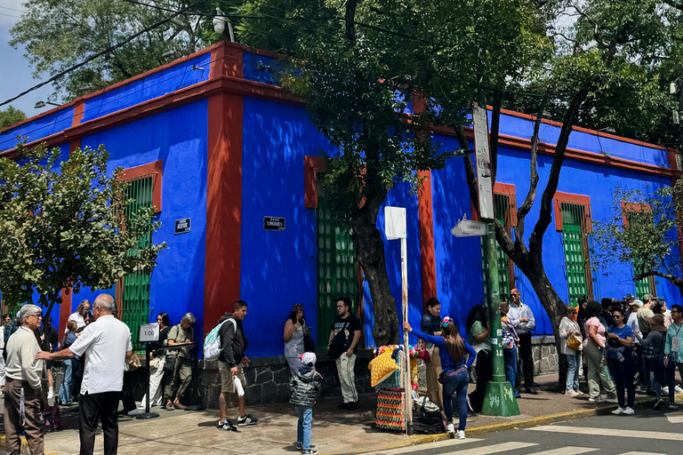 Mexico City: Entrance Ticket to the Frida Kahlo Museum