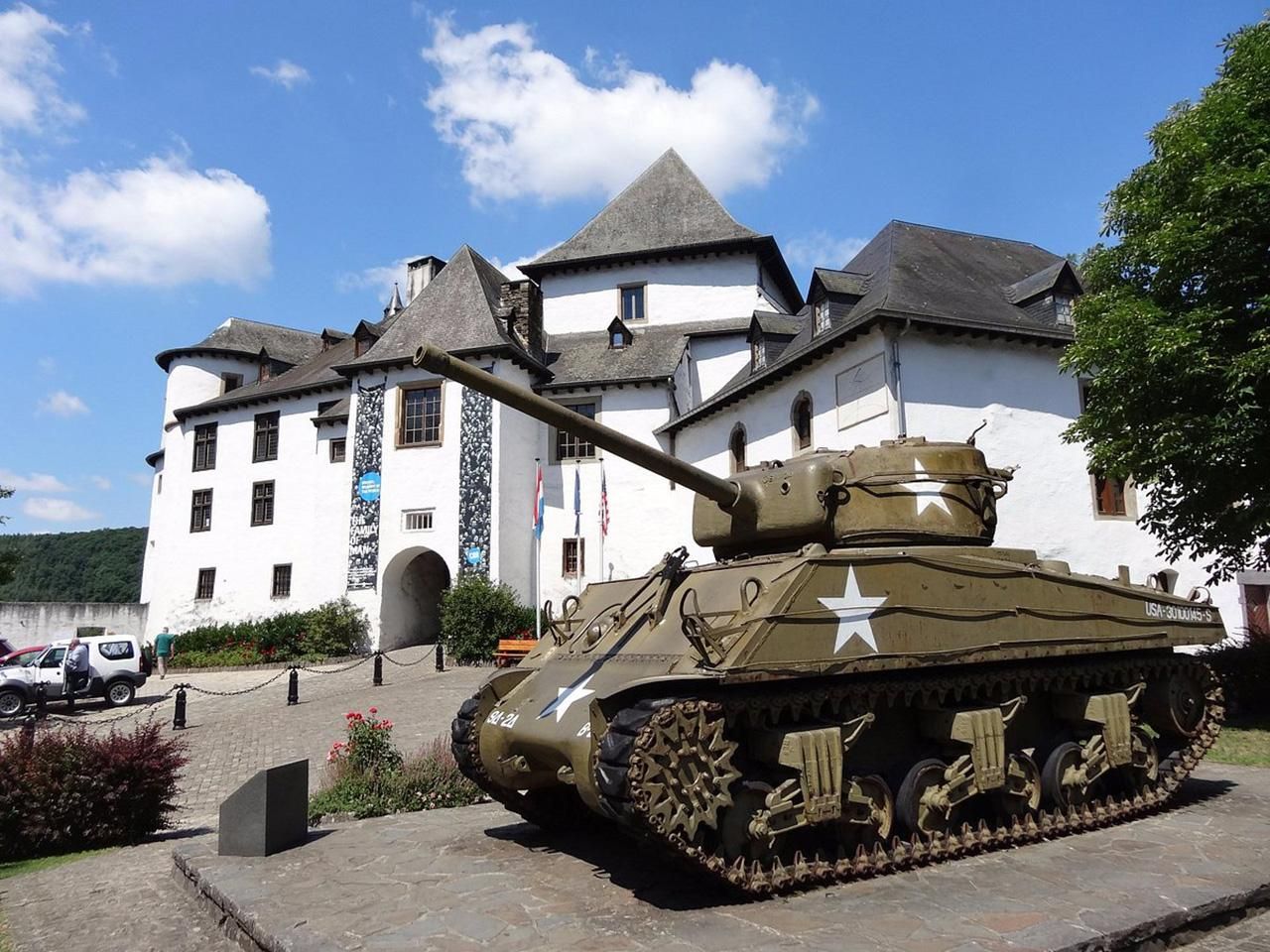Luxemburg: Schlachtfelder und Schlösser des 2. Weltkriegs – Private Tagestour