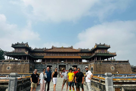 From Hoi An/Da Nang:Hue Imperial City Tour via Hai Van Pass