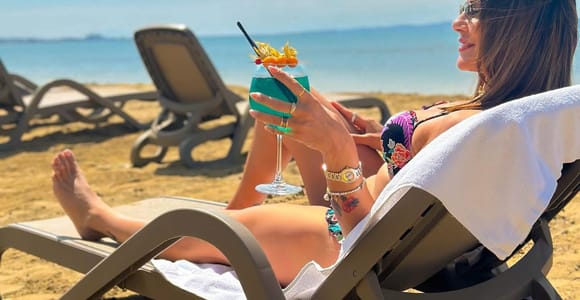Tirana: Durrës Beach Day - Swim, Relax & Enjoy/Hotel Pickup