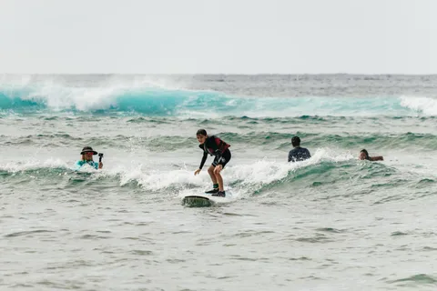 Oahu: Beginner-Friendly Waikiki Beach Surfing Lesson