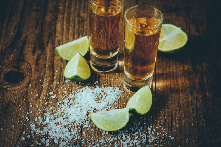 Kigali: Kisementi Bar-Hopping Tour with Gloria