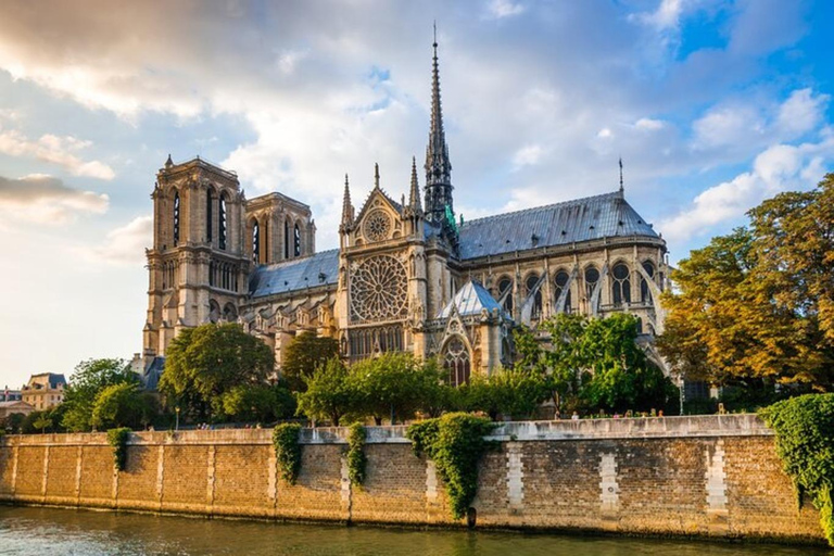 Ganztägige private Tour in Paris ab dem Hafen von Le Havre