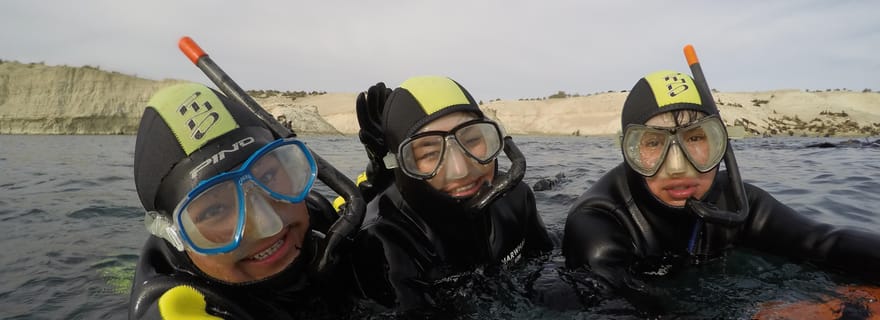 Plongée avec tuba en compagnie des lions de mer à Punta Loma