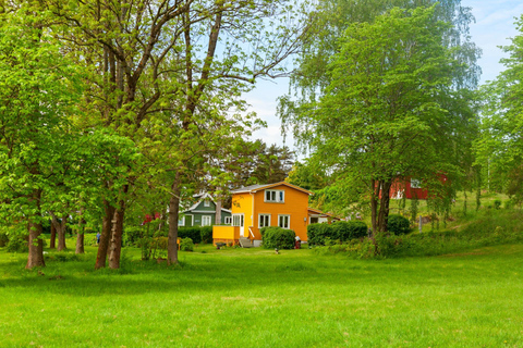 Oslo Island Hopping Guided Tour with Public Ferry & Transfer