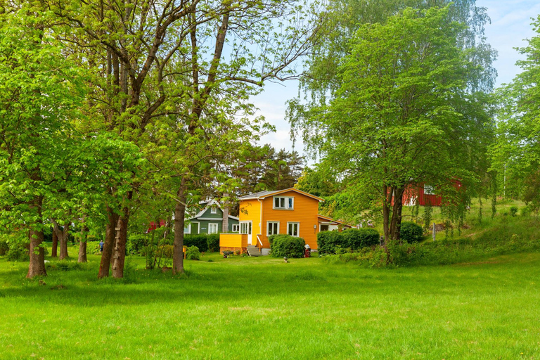 Oslo Island Hopping Guided Tour with Public Ferry & Transfer