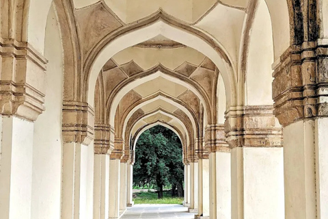 Safdarjung Tomb Sunrise: Heritage & Tranquil Morning Walk