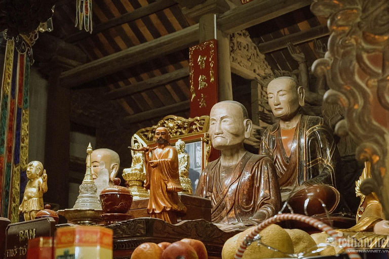 Hanói: salsa de soja, pueblo de los vermicelli y pagoda Thang NghiemTour privado: pueblo de la salsa de soja, pagoda, pueblo del incienso y sombreros