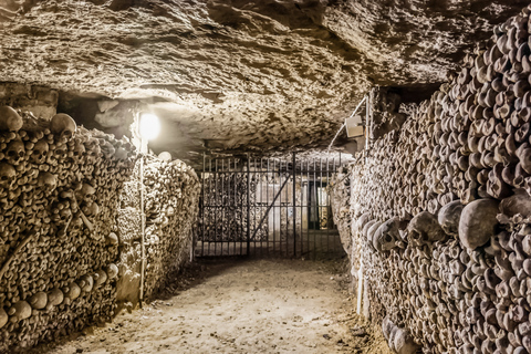 Paris : Visite des catacombes à accès restreint