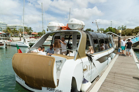 Lisbon – Sangria Social Premium Boat Experience Lisbon: Sangria Vibe Premium Boat Experience