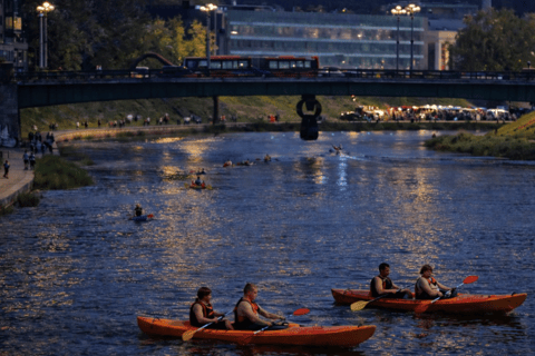 Vilnius: Sunset Evening Kayak Tour in Verkių Regional Park