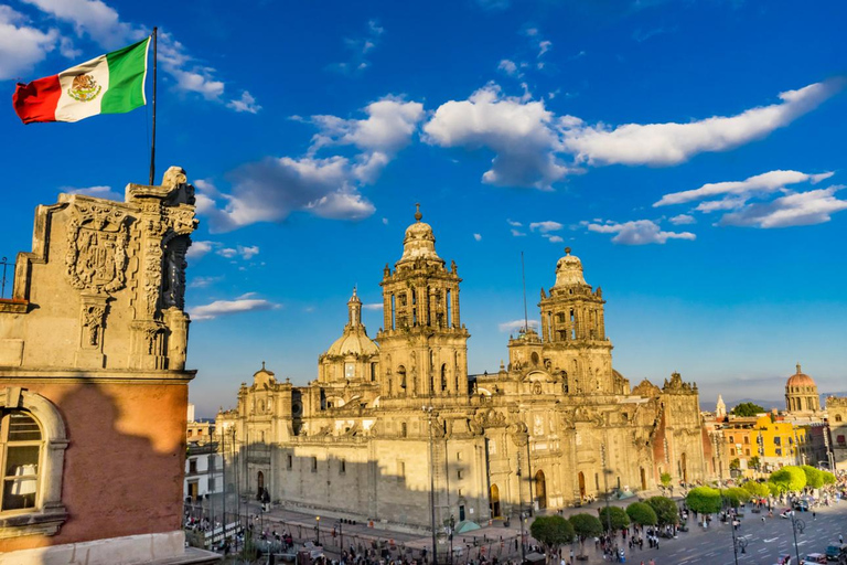 Family Walking Tour in Mexico City: History & Culture