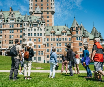 Old Quebec City: Grand Walking Tour with Private Option