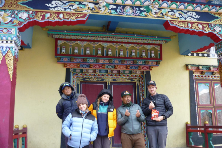 16-day Tour Manaslu Circuit Trek via Mamche Pass