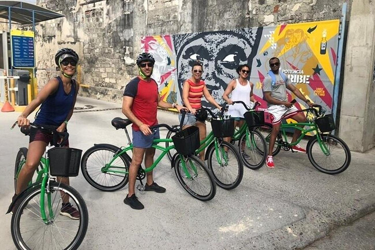 Cartagena: Cartagena City Sightseeing Tour by Bike