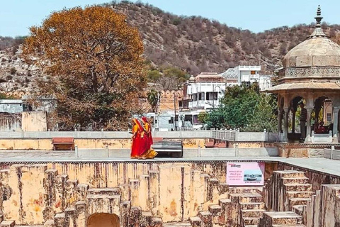 Jaipur: Royal Gems Full-Day Private Tour with Guide & AC Car Jaipur: Royal Gems Full-Day Private Tour with Guide & AC Car