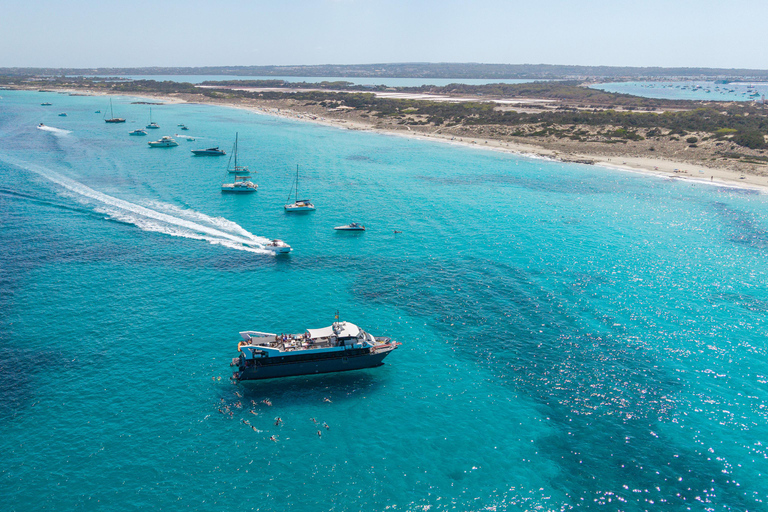Ibiza: Formentera Sunset Boat Part with Drinks and Food Full Day Pass at Ibiza Boat Club (Early Bird Phase 2)