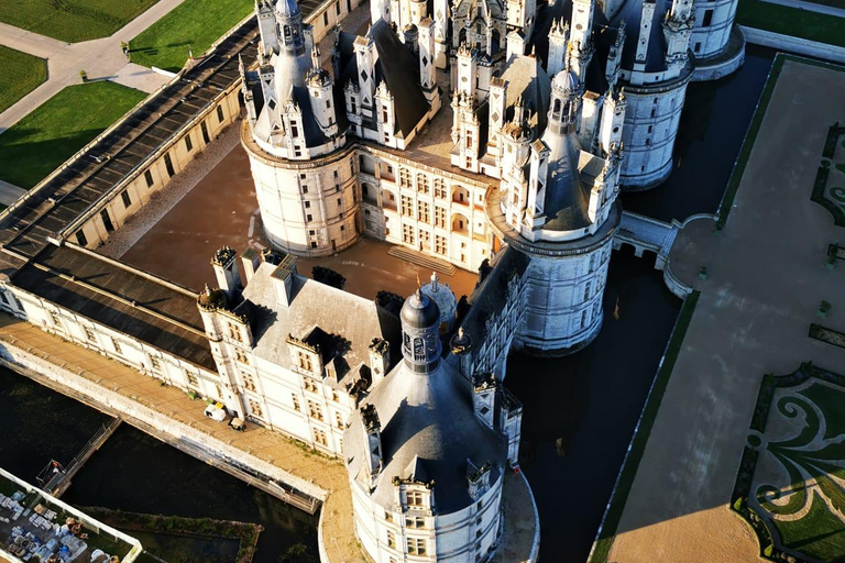 Sorvolo di Chambord in mongolfiera